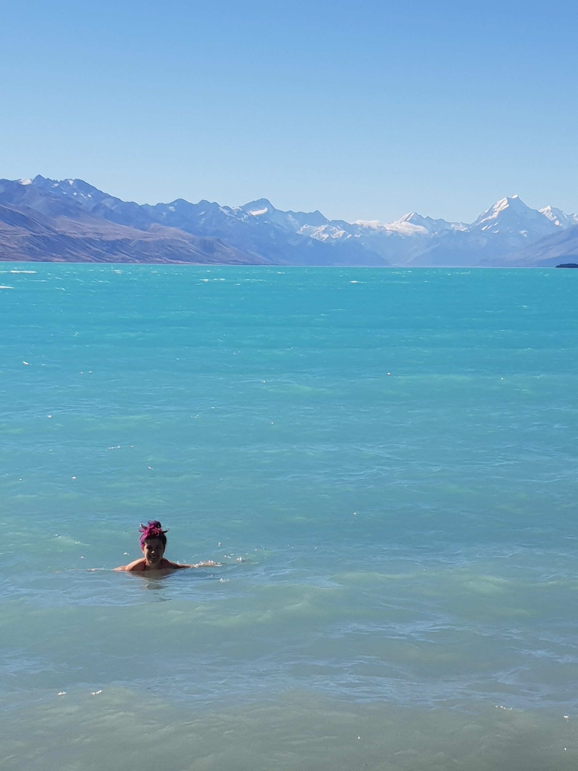 trasferirsi al'estero da sola, storie di donne che vivono all'estero, Lake Pukaki, mount Cook, la montagna più alta della Nuova Zelanda